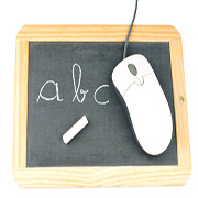 lavagnetta-con-gesso-e-mouse-scritta-abc